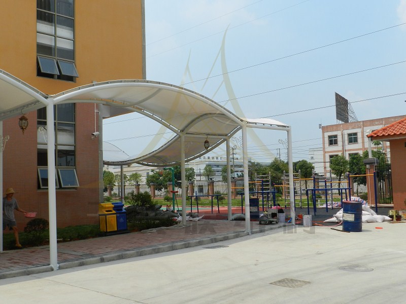 膜結構遮陽連廊