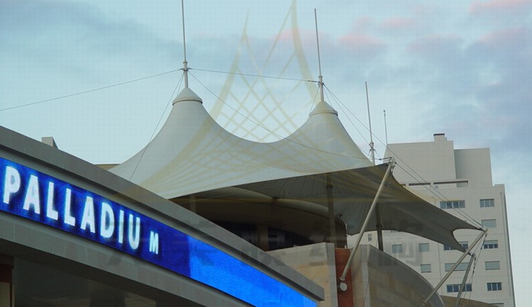 樓頂膜結(jié)構(gòu)遮陽(yáng)棚