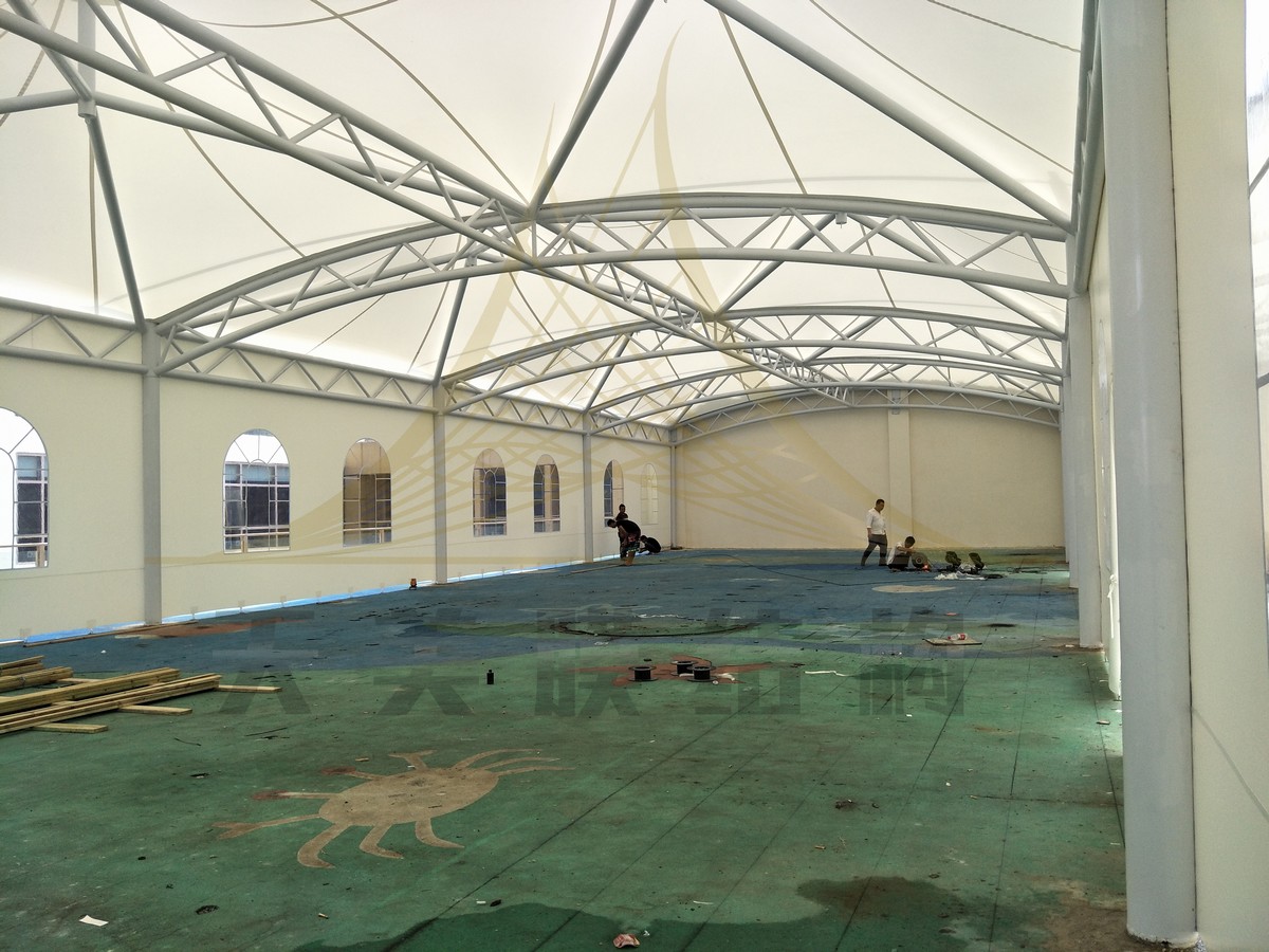 膜結(jié)構(gòu)篷房 膜結(jié)構(gòu)篷房