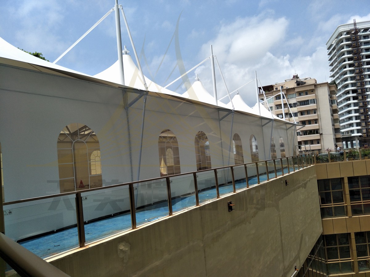 膜結(jié)構(gòu)篷房 膜結(jié)構(gòu)篷房