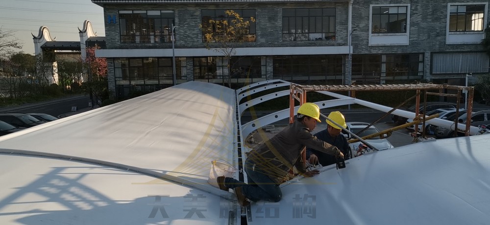 膜結(jié)構(gòu)充電站 膜結(jié)構(gòu)充電站