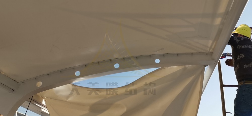 膜結(jié)構(gòu)充電站 膜結(jié)構(gòu)充電站