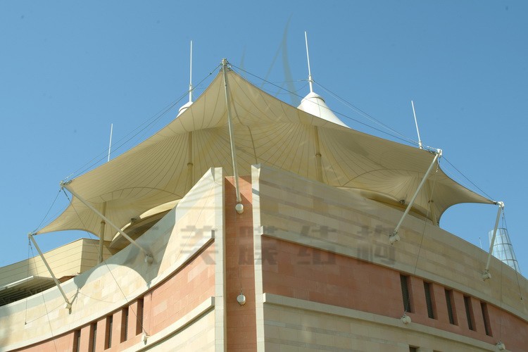 樓頂膜結(jié)構(gòu)遮陽(yáng)棚